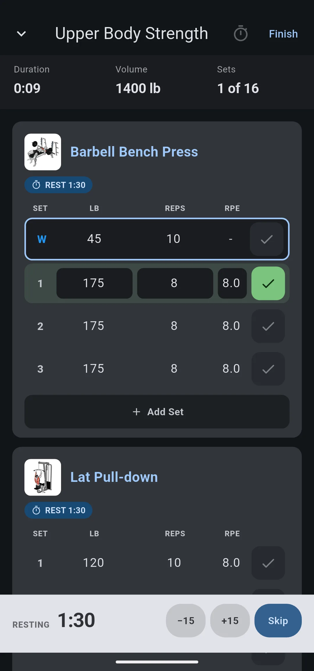Tracking Upper Body Strength with the first bench press set checked and RESTING 1:30 at the bottom, with −15, +15 and Skip